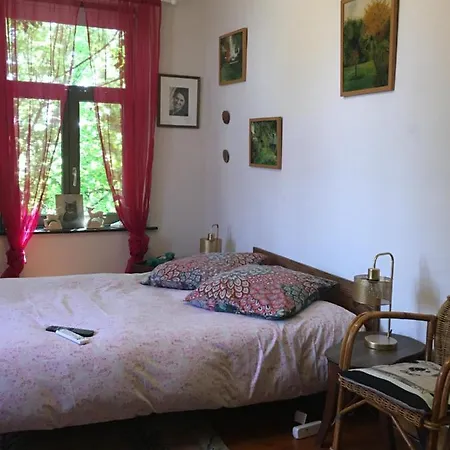 Le Moulin De Fernelmont Couette-café 3*