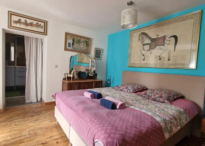 Le Moulin De Fernelmont Bed & Breakfast