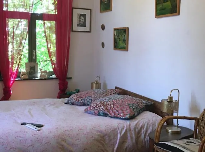 Le Moulin De Fernelmont Bed & Breakfast 3*